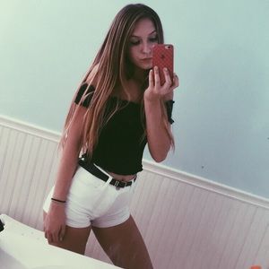 Meet your Posher, Ivy